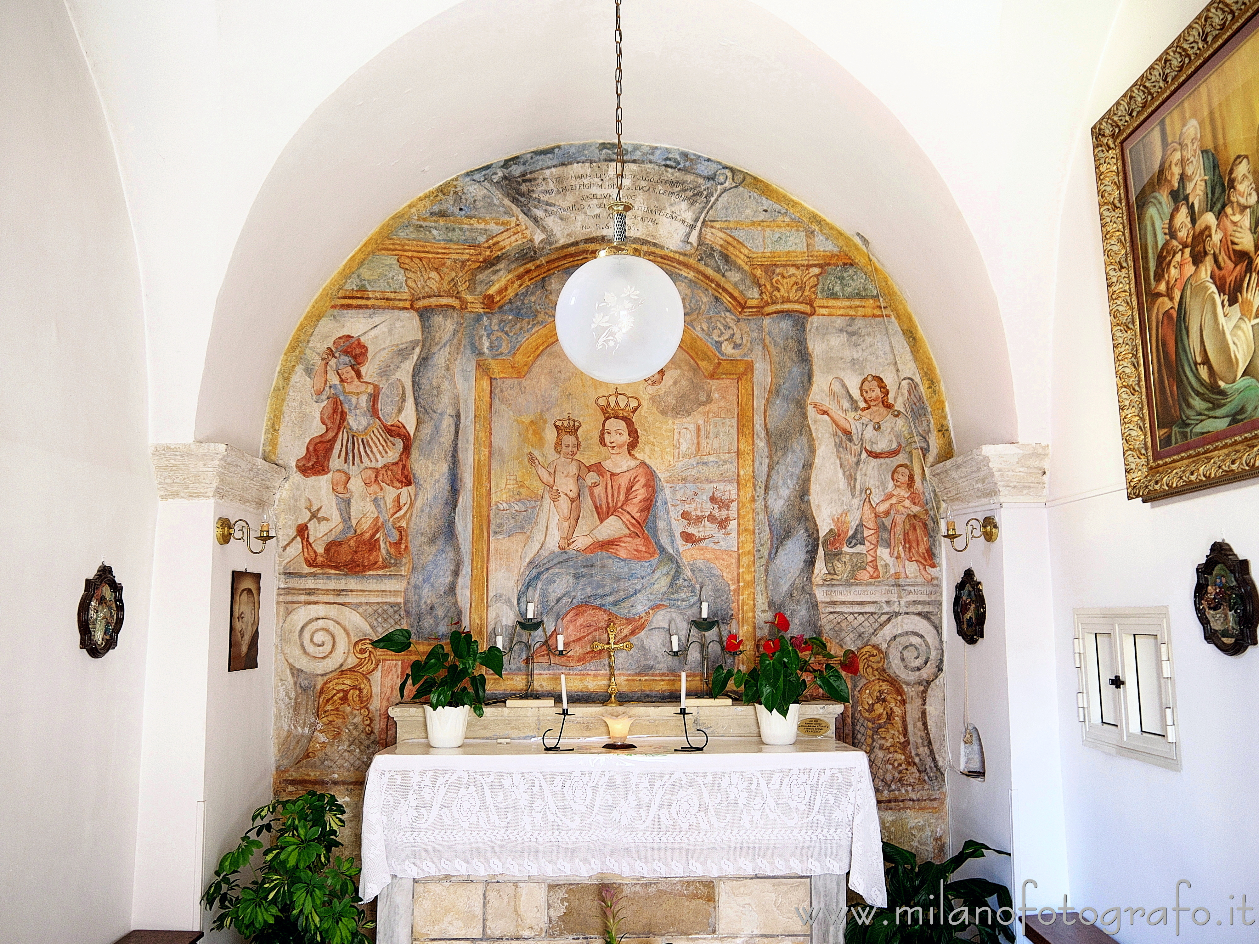 Soleto (Lecce) - Interno della Cappella della Madonna di Leuca